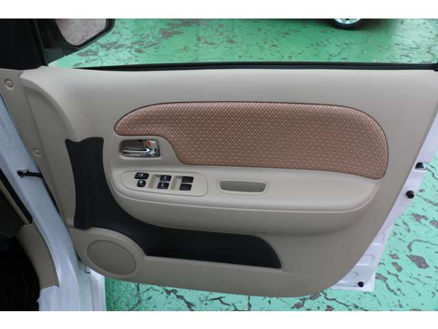 トヨタ シエンタ １．５ Ｘ Ｌパッケージ H24年 (関東) 99