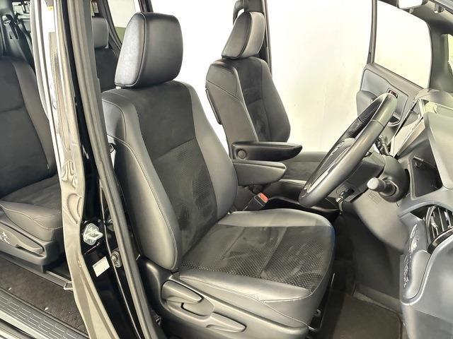 トヨタ ヴォクシー ２．０ ＺＳ 煌ＩＩＩ R3年 (中国) 99