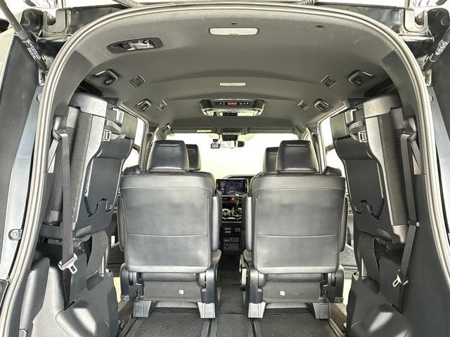 トヨタ ヴォクシー ２．０ ＺＳ 煌ＩＩＩ R3年 (中国) 99
