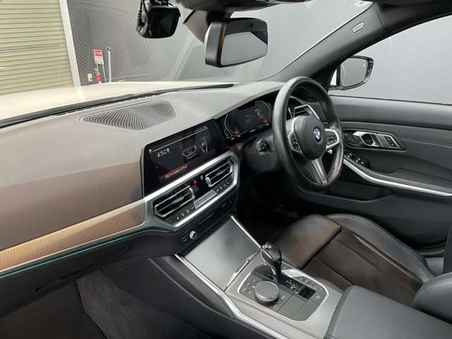 ＢＭＷ ３シリーズ ３２０ｉ　Ｍスポーツ R1年 (関東) 99