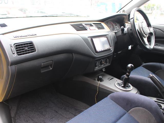 三菱 ランサー ２．０ ＧＳＲ ＶＩＩ ４ＷＤ H13年 (九州・沖縄) 99