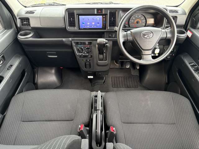 ダイハツ ハイゼットカーゴ ６６０ クルーズターボ ＳＡＩＩＩ ハイルーフ ４ＷＤ H30年 () 99