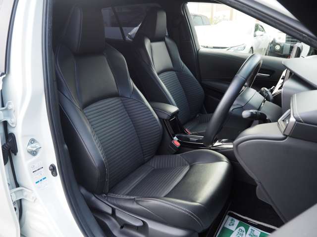 トヨタ カローラ　ツーリング　ハイブリッド １．８ ハイブリッド ＷＸＢ Ｅ－ＦＯＵＲ ４ＷＤ R1年 (甲信越・北陸) 99