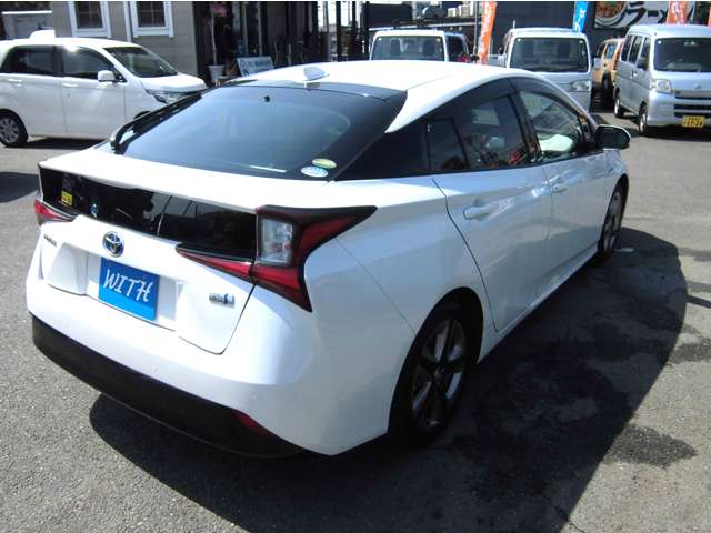 トヨタ プリウス １．８ Ｓ ツーリングセレクション R1年 (関東) 99