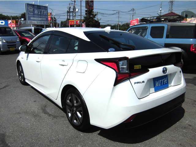 トヨタ プリウス １．８ Ｓ ツーリングセレクション R1年 (関東) 99