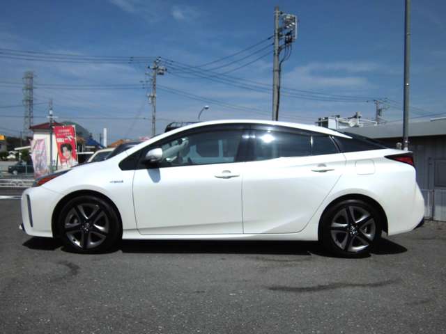 トヨタ プリウス １．８ Ｓ ツーリングセレクション R1年 (関東) 99