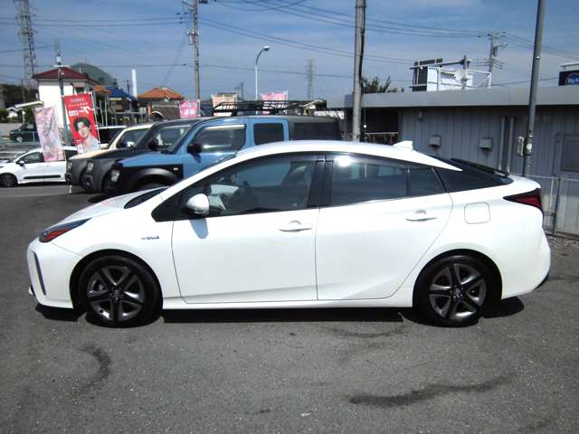 トヨタ プリウス １．８ Ｓ ツーリングセレクション R1年 (関東) 99
