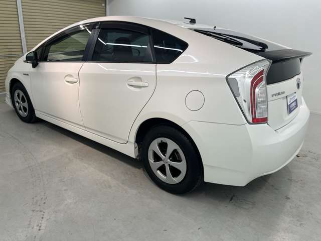 トヨタ プリウス １．８ Ｓ H24年 (近畿) 99