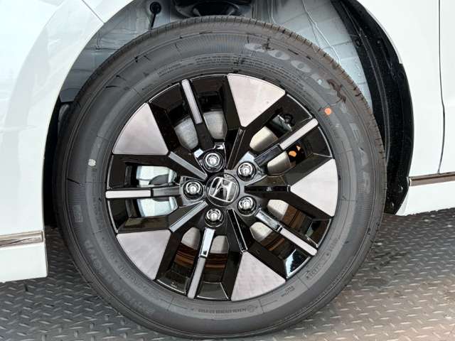 ホンダ ステップワゴン １．５ スパーダ R8年 (近畿) 99
