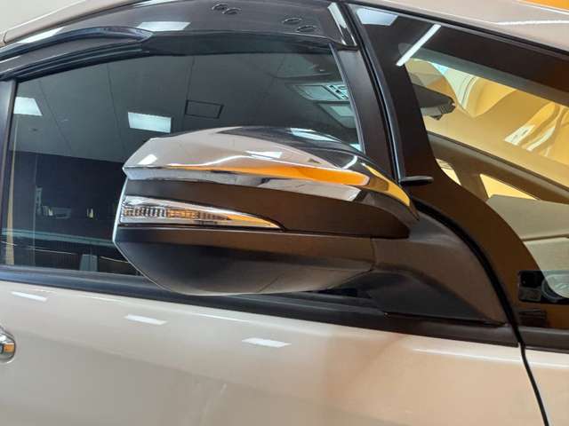 トヨタ ヴォクシー ２．０ ＺＳ 煌ＩＩ R2年 () 99