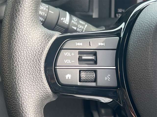 ホンダ Ｎ　ＢＯＸ カスタム ６６０ R8年 () 99