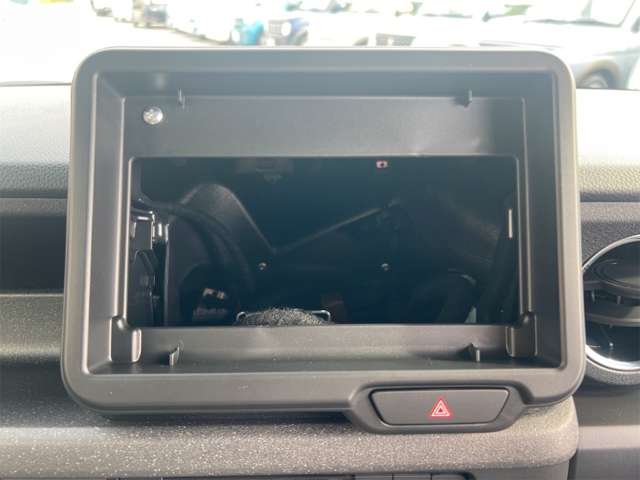 ホンダ Ｎ　ＢＯＸ カスタム ６６０ R8年 () 99