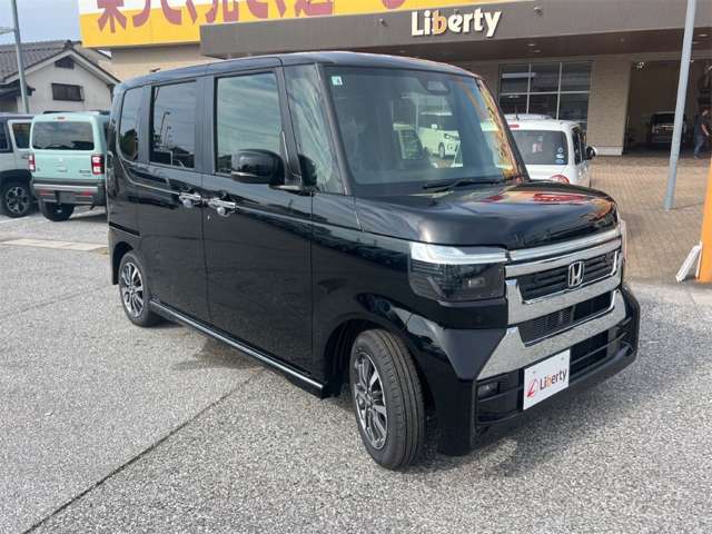 ホンダ Ｎ　ＢＯＸ カスタム ６６０ R8年 () 99