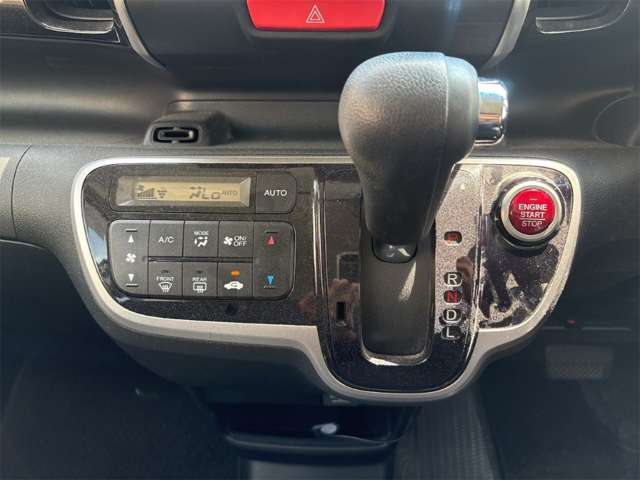 ホンダ Ｎ　ＢＯＸ ６６０ カスタムＧ ＳＳパッケージ H26年 () 99