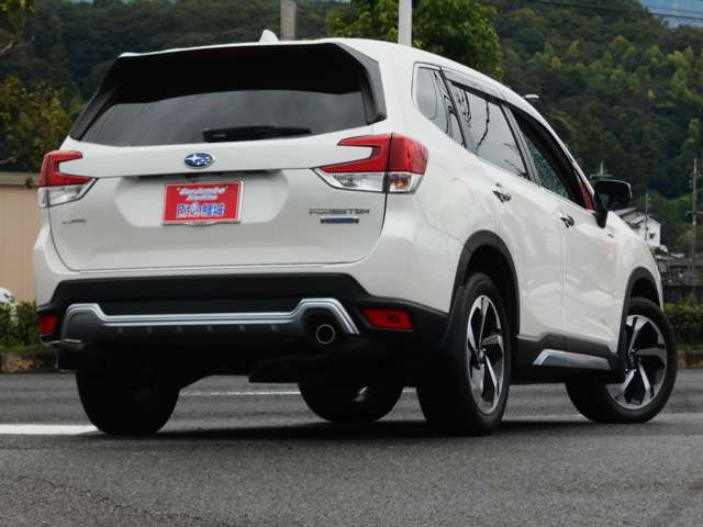 スバル フォレスター　ハイブリッド ２．０ アドバンス ４ＷＤ R4年 () 99