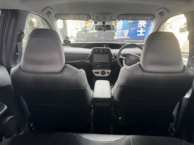 トヨタ プリウス １．８ Ｓ ツーリングセレクション Ｅ－ＦＯＵＲ ４ＷＤ H27年 () 99