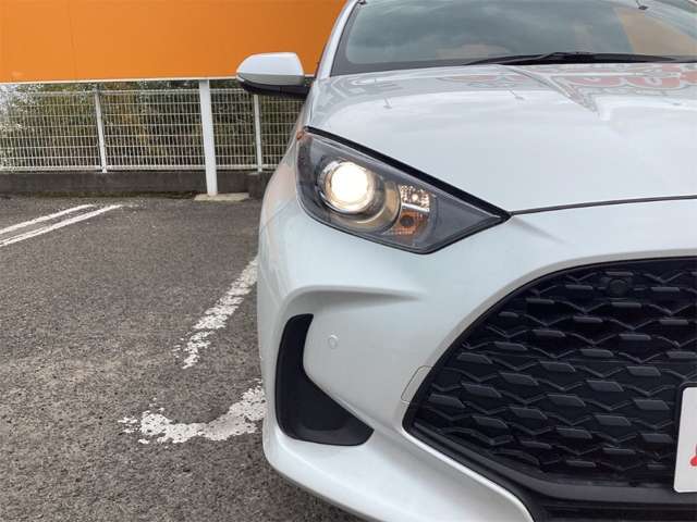トヨタ ヤリス １．０ Ｘ R6年 () 99