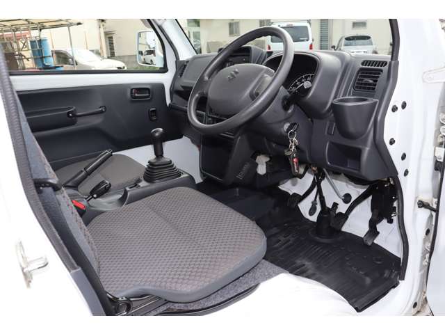スズキ キャリイトラック ６６０ ＫＸ ３方開 ４ＷＤ R2年 () 99