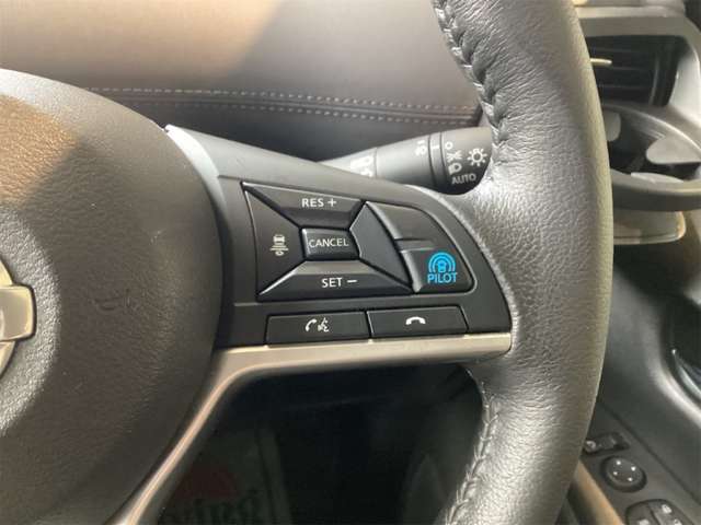 日産 セレナ １．２ Ｅ－ＰＯＷＥＲ ハイウェイスター Ｖ R1年 () 99