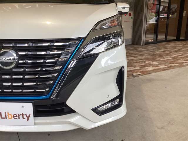 日産 セレナ １．２ Ｅ－ＰＯＷＥＲ ハイウェイスター Ｖ R1年 () 99
