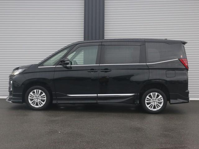 トヨタ ノア １．８ ハイブリッド Ｓ－Ｚ Ｅ－ＦＯＵＲ ４ＷＤ R4年 (近畿) 99