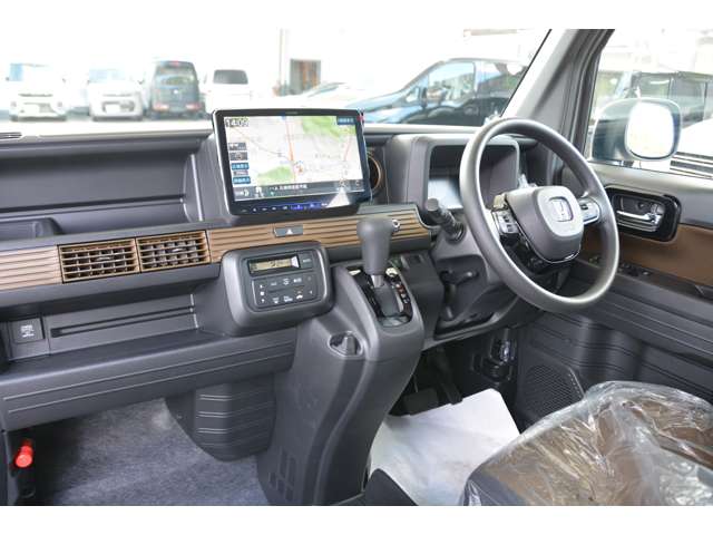 ホンダ Ｎ−ＶＡＮ ６６０ ファン ターボ ネイチャー スタイル ４ＷＤ R8年 (近畿) 99