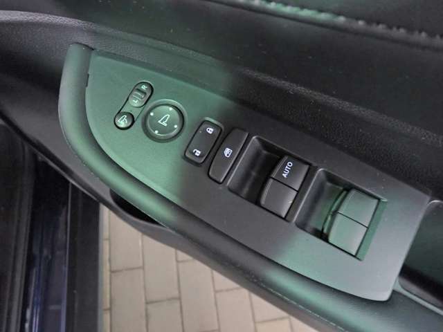 ホンダ ＷＲ−Ｖ １．５ Ｚ ブラックスタイル R7年 () 99