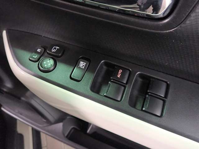 スズキ クロスビー １．０ ハイブリッド ＭＺ R2年 () 99
