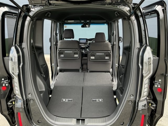 ホンダ Ｎ　ＢＯＸ カスタム ６６０ Ｌ スタイルプラス ブラック R4年 (近畿) 99