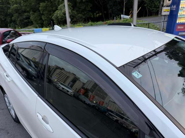 トヨタ プリウス １．８ Ｓ R1年 (東海) 99