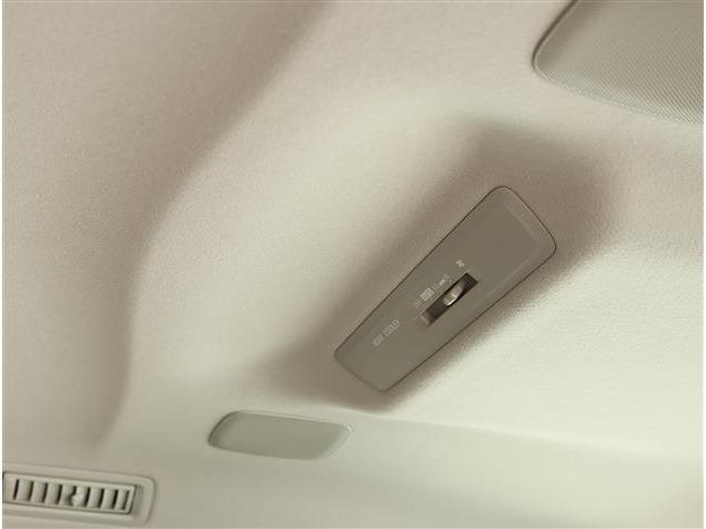 トヨタ ヴォクシー １．８ ハイブリッド ＺＳ 煌ＩＩ H29年 (東海) 99