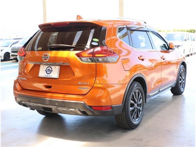 日産 エクストレイル　ハイブリッド ２．０ ２０ＸＩ ハイブリッド レザーエディション ４ＷＤ R2年 () 99