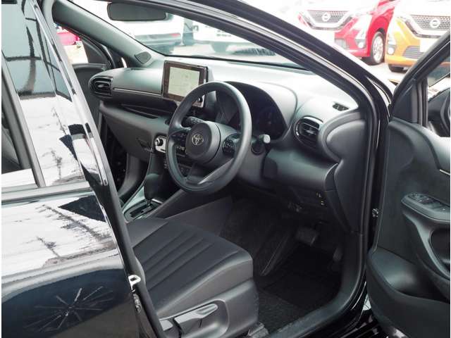 トヨタ ヤリス １．５ Ｇ R7年 (東海) 99