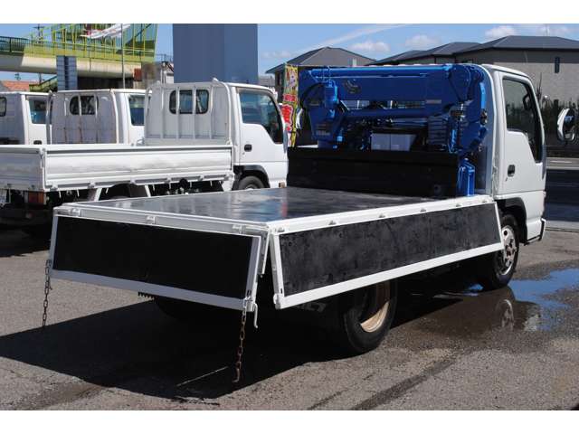 いすゞ エルフ タダノ簡昜４段 積載２Ｔ H16年 (東海) 99