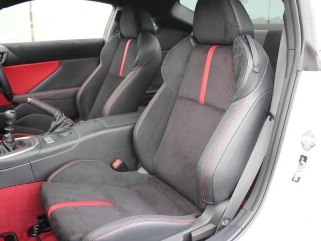 トヨタ ＧＲ８６ ２．４ ＲＺ R8年 (東海) 99