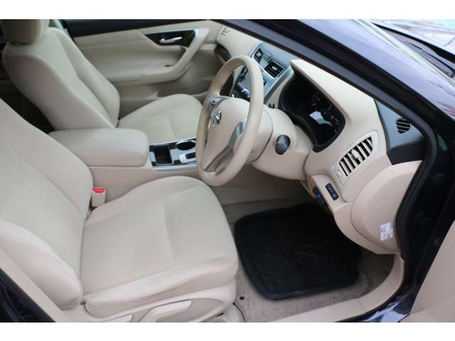 日産 ティアナ ２．５ ＸＥ H29年 (関東) 99
