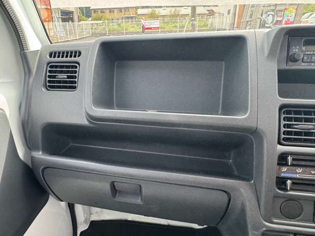 スズキ キャリイトラック ６６０ ＫＣエアコン・パワステ ３方開 ４ＷＤ H26年 () 99