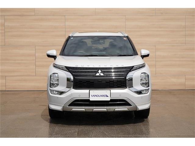 三菱 アウトランダーＰＨＥＶ ＰＨＥＶ ２．４ Ｐ ４ＷＤ R4年 () 99