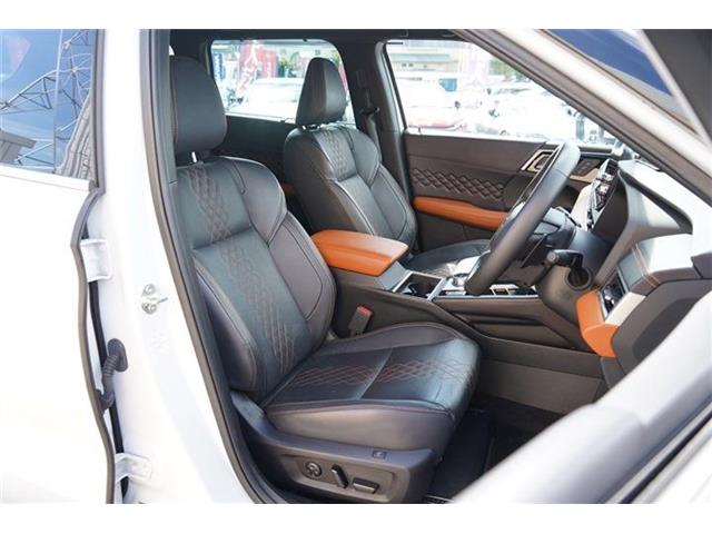 三菱 アウトランダーＰＨＥＶ ＰＨＥＶ ２．４ Ｐ ４ＷＤ R4年 () 99