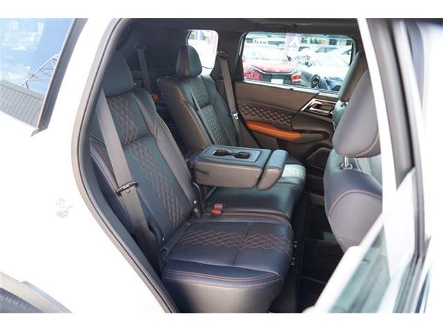 三菱 アウトランダーＰＨＥＶ ＰＨＥＶ ２．４ Ｐ ４ＷＤ R4年 () 99