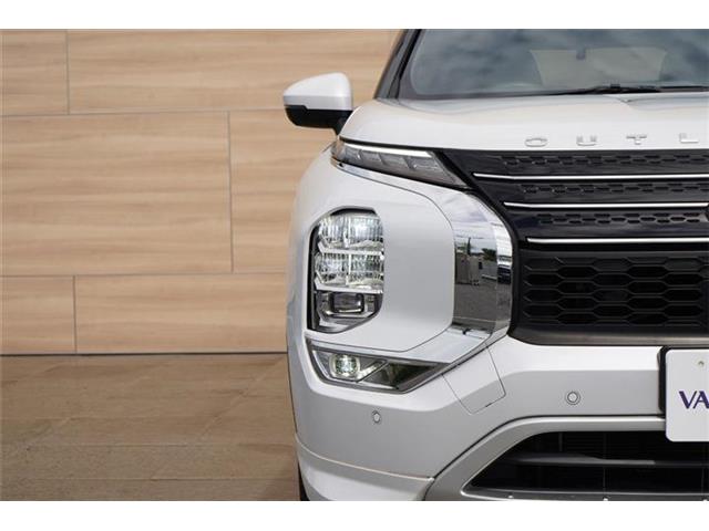 三菱 アウトランダーＰＨＥＶ ＰＨＥＶ ２．４ Ｐ ４ＷＤ R4年 () 99