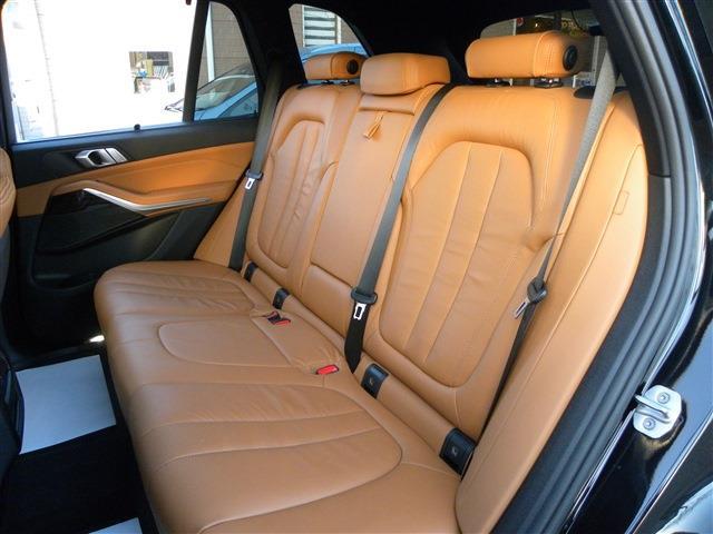 ＢＭＷ Ｘ５ Ｘドライブ ３５Ｄ Ｍスポーツ ドライビング ダイナミクス パッケージ ４ＷＤ R1年 () 99
