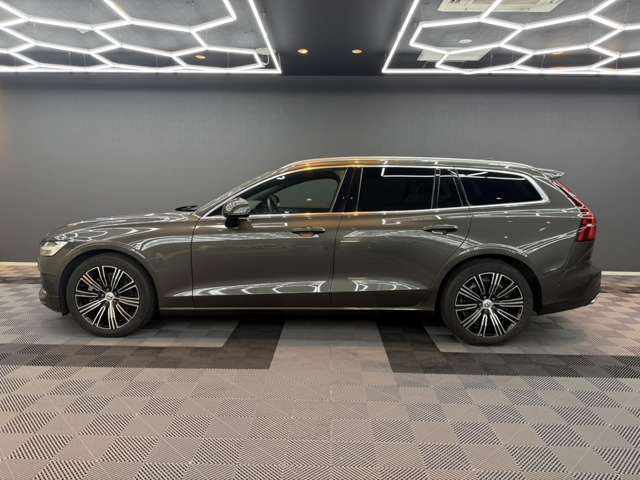 ボルボ Ｖ６０ Ｔ５　インスクリプション R2年 (関東) 99