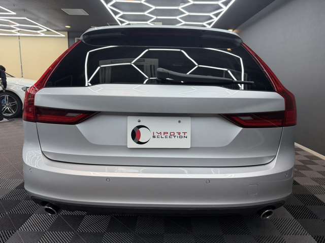 ボルボ Ｖ９０ Ｄ４ ノルディック エディション ディーゼルターボ R2年 (関東) 99