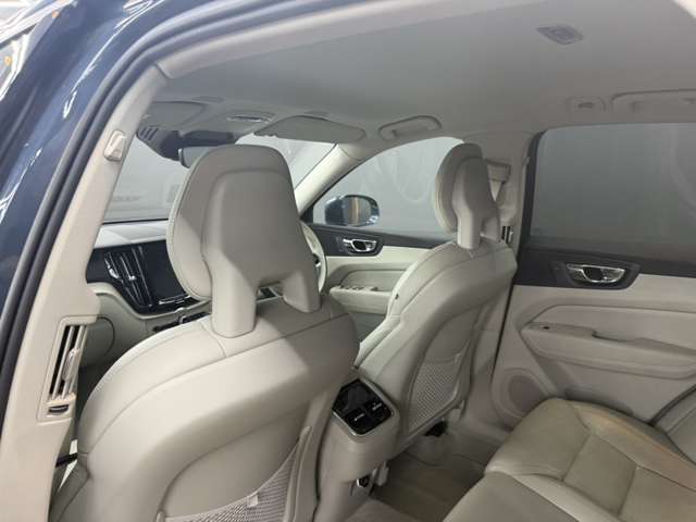 ボルボ ＸＣ６０ Ｄ４ ＡＷＤ インスクリプション ディーゼルターボ ４ＷＤ H30年 (関東) 99