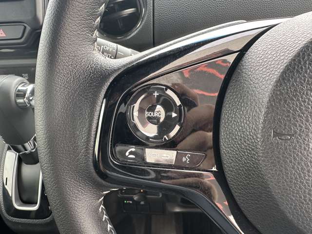 ホンダ Ｎ　ＢＯＸ カスタム ６６０ ＥＸ ターボ R3年 (関東) 99