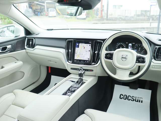 ボルボ Ｖ６０ Ｔ５　インスクリプション R1年 (関東) 99
