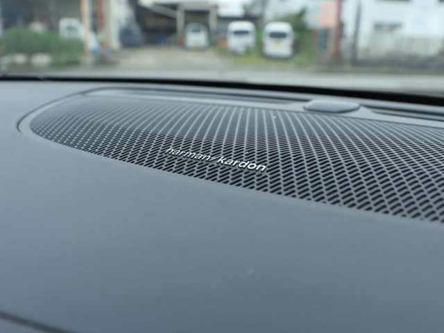 ボルボ Ｖ６０ Ｔ５　インスクリプション R1年 (関東) 99
