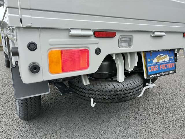 スズキ キャリイトラック ６６０ ＫＣ農繁 ３方開 ４ＷＤ R8年 () 99
