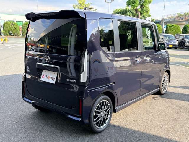 ホンダ Ｎ　ＢＯＸ カスタム ６６０ ターボ R8年 () 99